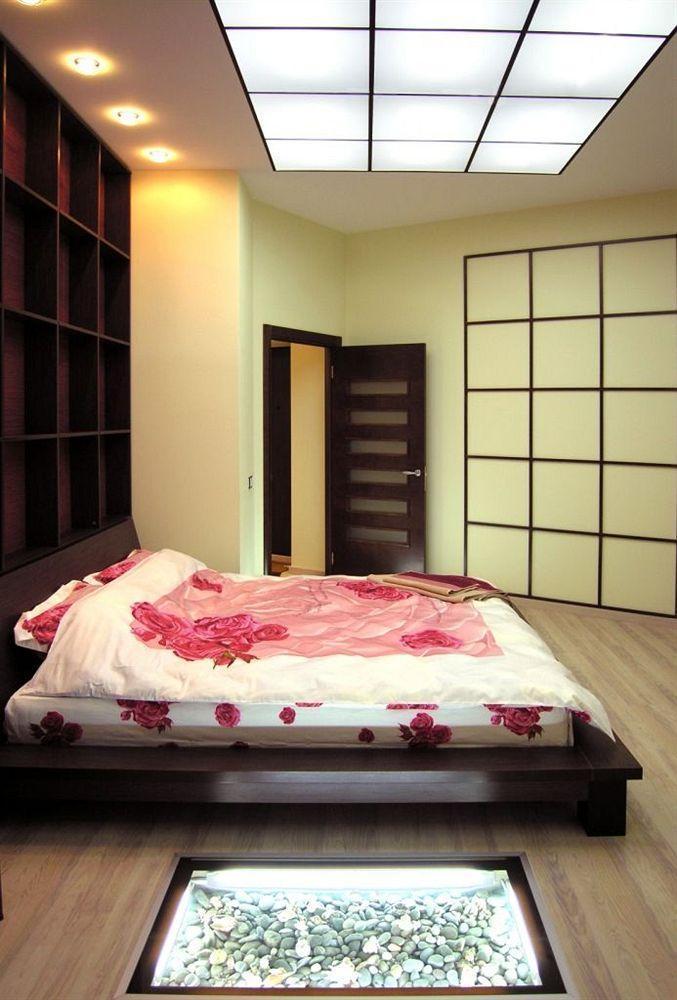 Pecherskie Lipki Hotel Kiev Ngoại thất bức ảnh